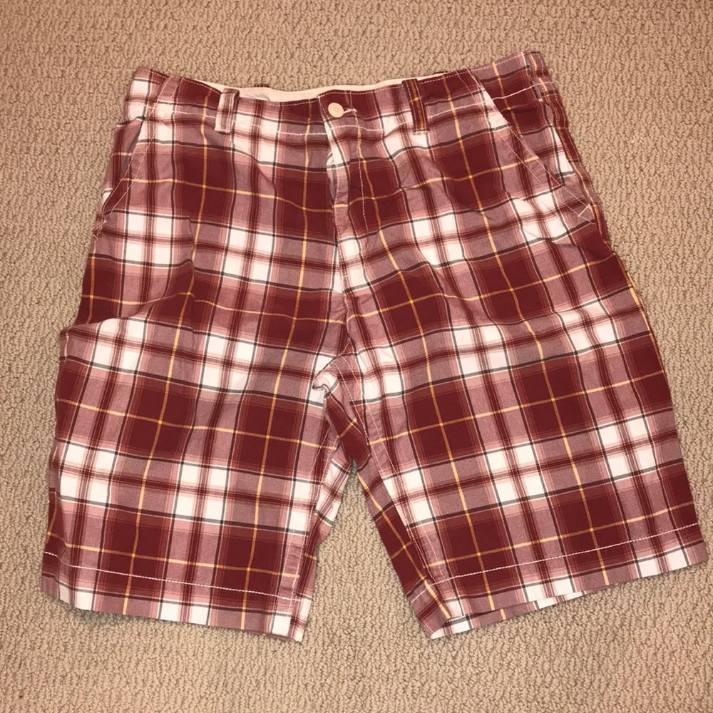 Men's plaid shorts